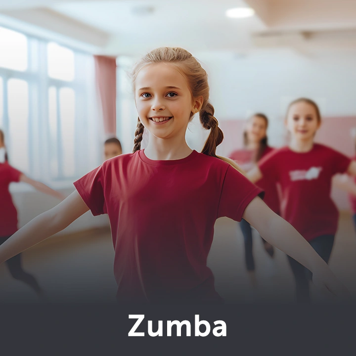 Enfants faisant du sport en groupe